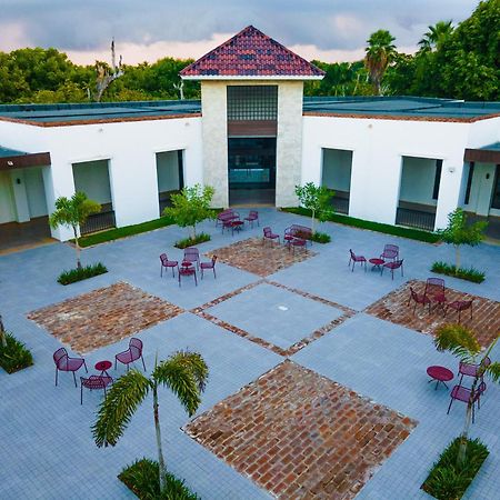 คาริบ ดีลักซ์ ปรินเซส - ออล อินครูซีฟ Hotel ปุนตากานา ภายนอก รูปภาพ The University of the West Indies, Cave Hill Campus