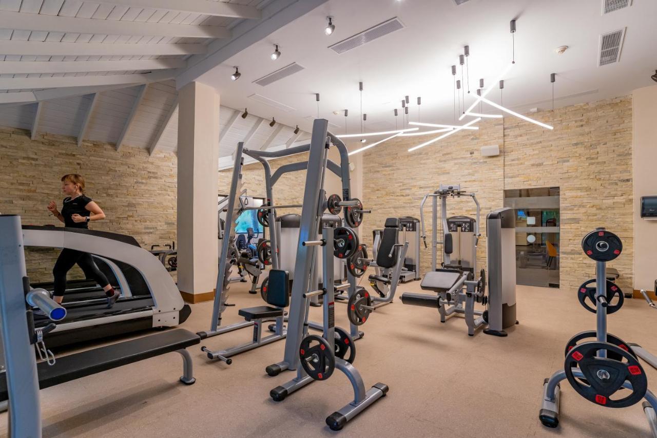 คาริบ ดีลักซ์ ปรินเซส - ออล อินครูซีฟ Hotel ปุนตากานา ภายนอก รูปภาพ The gym at the hotel
